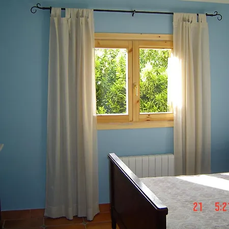Bed & Breakfast Rural Planet Bolulla